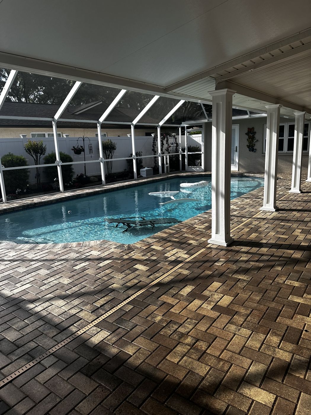 Sealed paver pool deck and lanai in Carrollwood, FL
